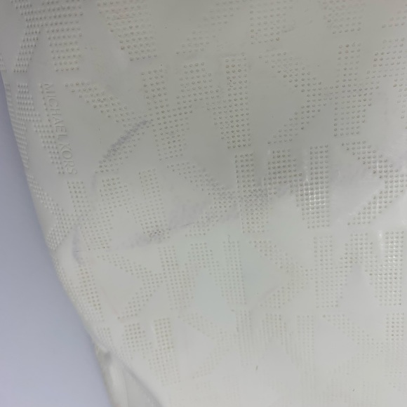 Michael Kors White Monogram Bag with Tan Straps - Picture 11 of 12